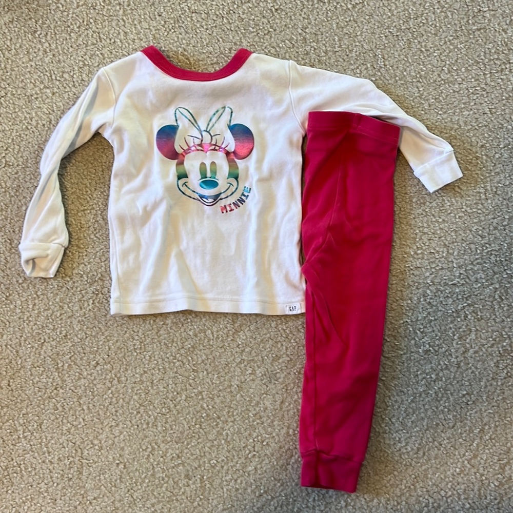 Baby Gap Minnie Mouse pajamas 18-24 months